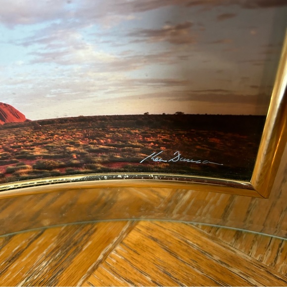 Ken Duncan Renowned Australian Photographer Uluru Print in lovely arched frame - Picture 3 of 11